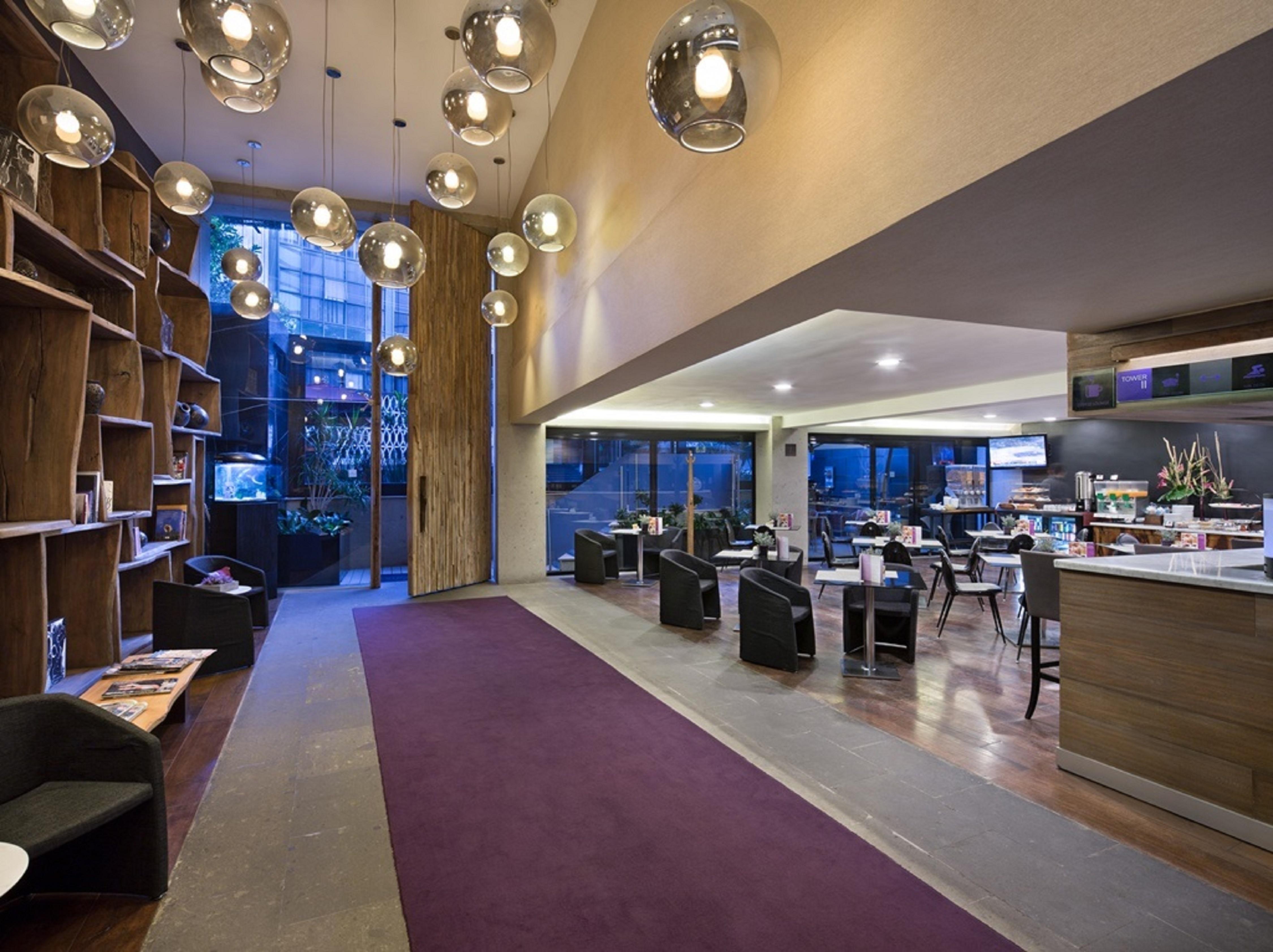 Las Suites Campos Eliseos Μεξικό Εξωτερικό φωτογραφία