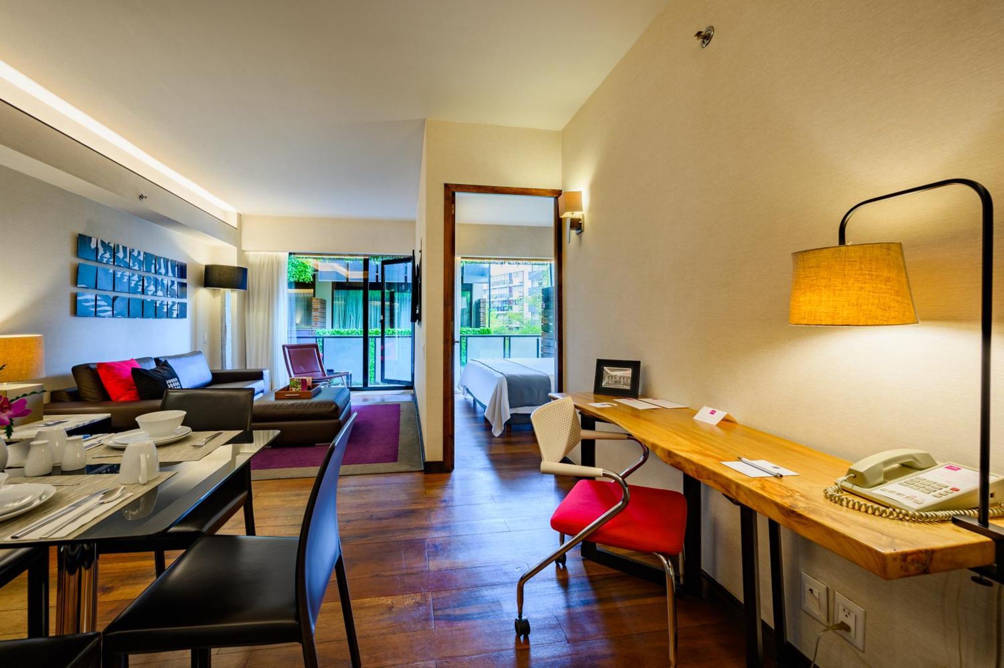 Las Suites Campos Eliseos Μεξικό Εξωτερικό φωτογραφία