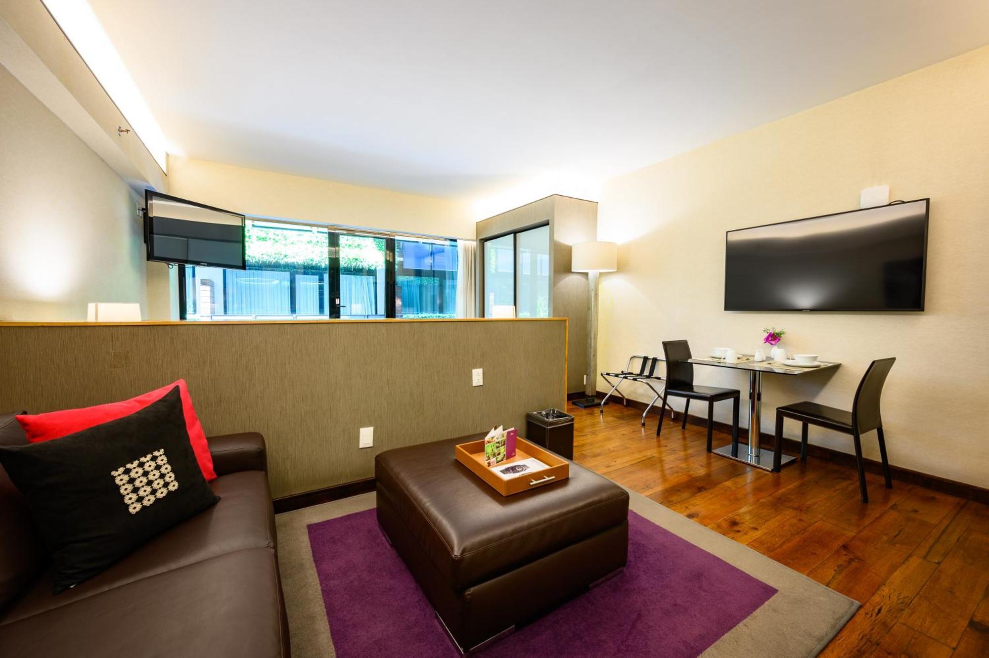 Las Suites Campos Eliseos Μεξικό Εξωτερικό φωτογραφία
