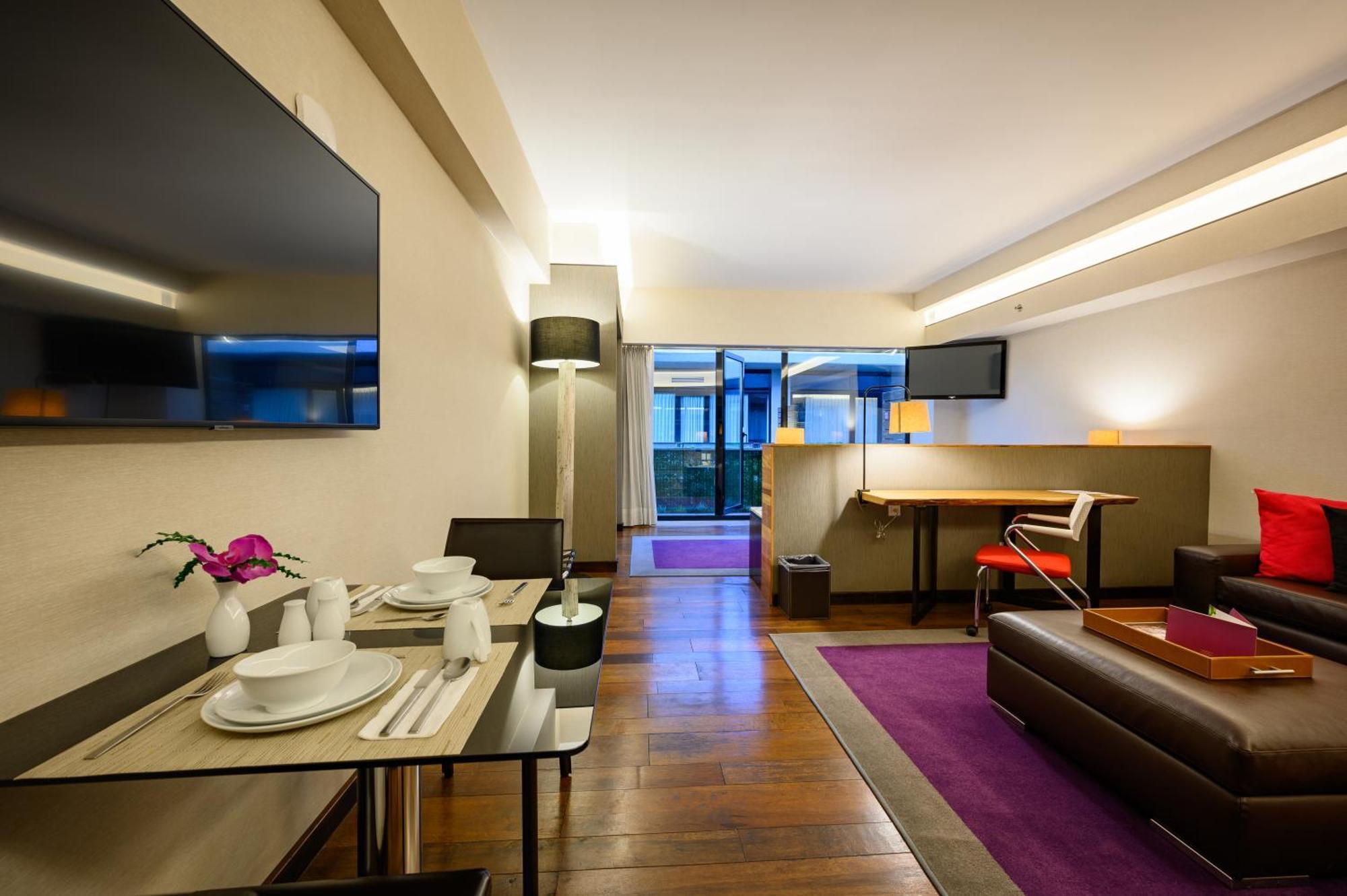 Las Suites Campos Eliseos Μεξικό Εξωτερικό φωτογραφία