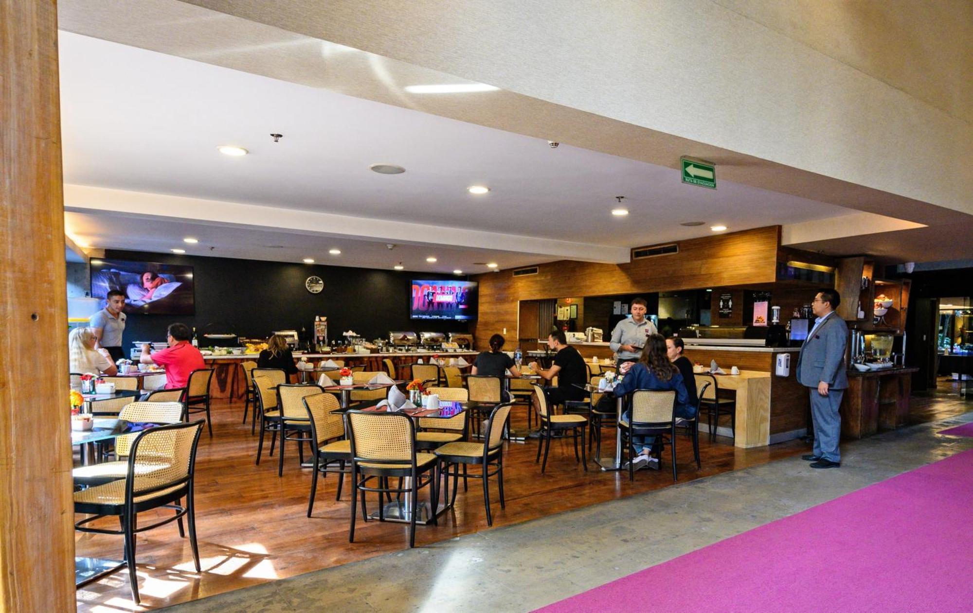 Las Suites Campos Eliseos Μεξικό Εξωτερικό φωτογραφία